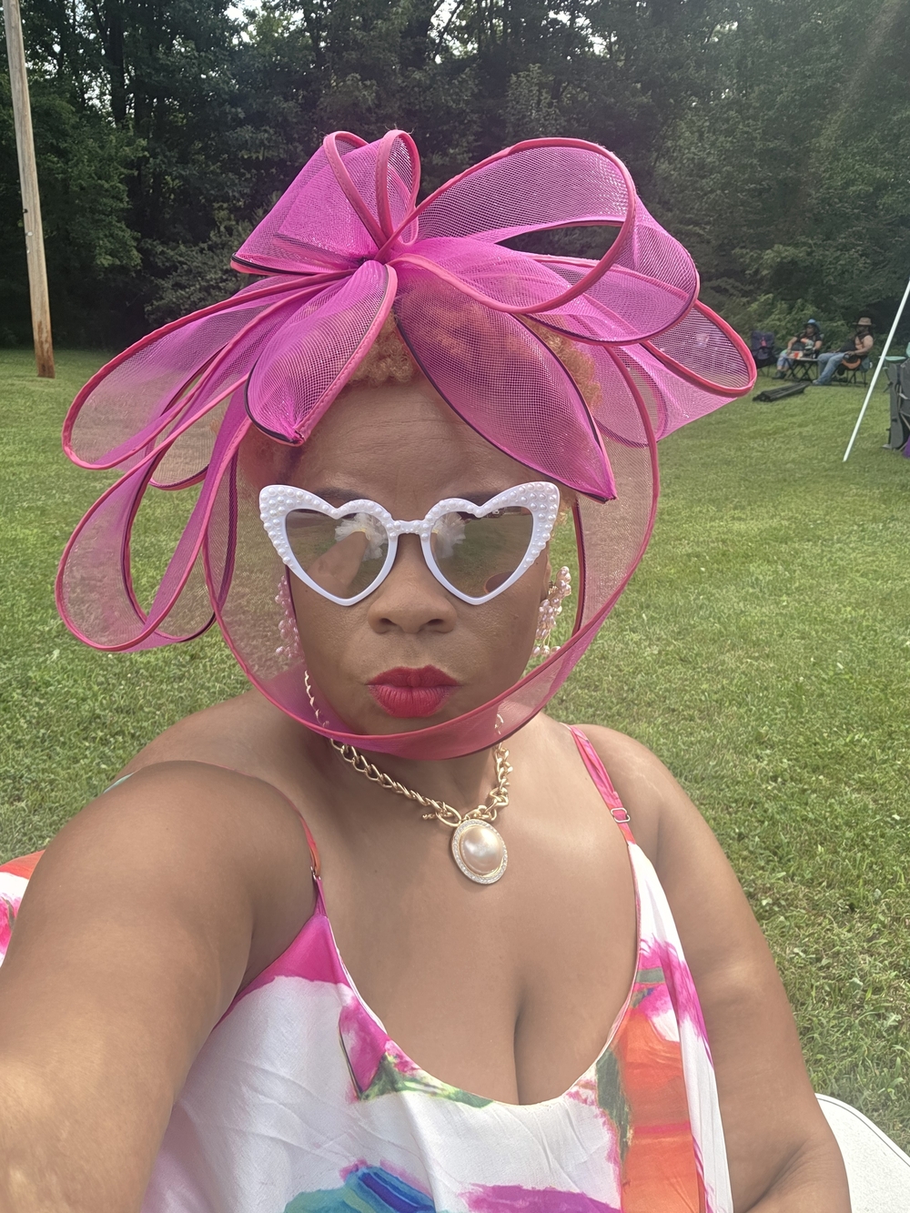 AKIRA Pink Statement Bow Fascinator Hat
